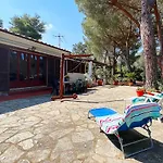 Ai Pini A Punta Perla - Goelba 빌라 카폴리베리