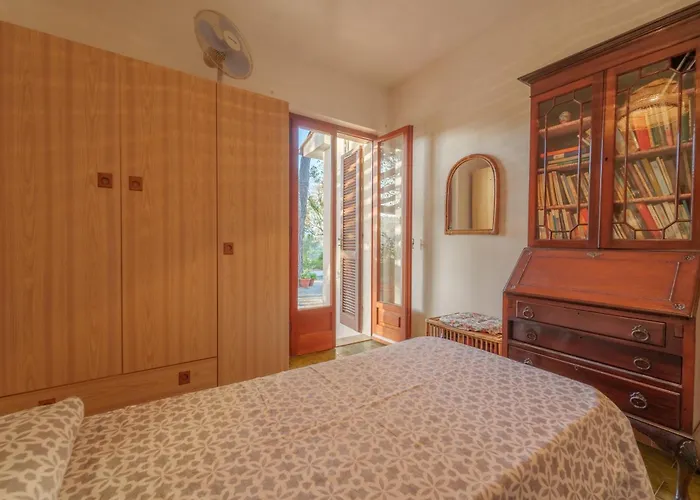 Ai Pini A Punta Perla - Goelba Villa *